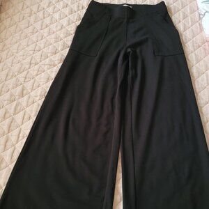 Black Max Studio Size S Pull On Slacks